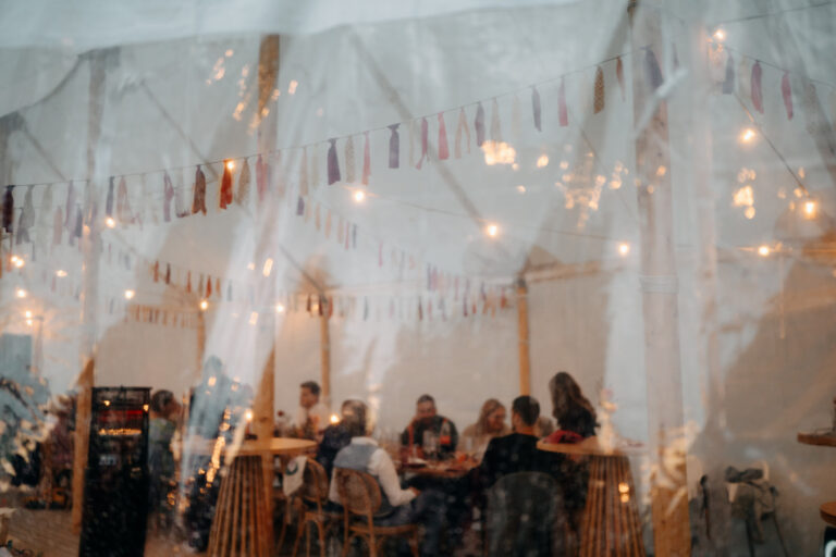 Sailcloth met stijlvolle inkleding voor een huwelijksfeest